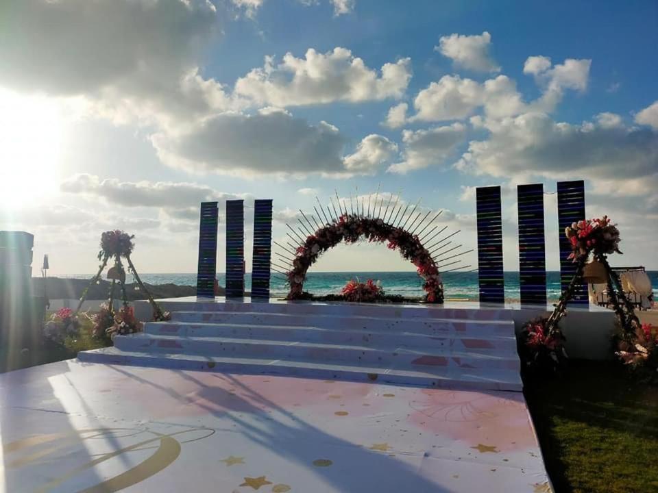 Borg El Arab Beach Resort Екстер'єр фото The stage of the 2011 edition of the festival