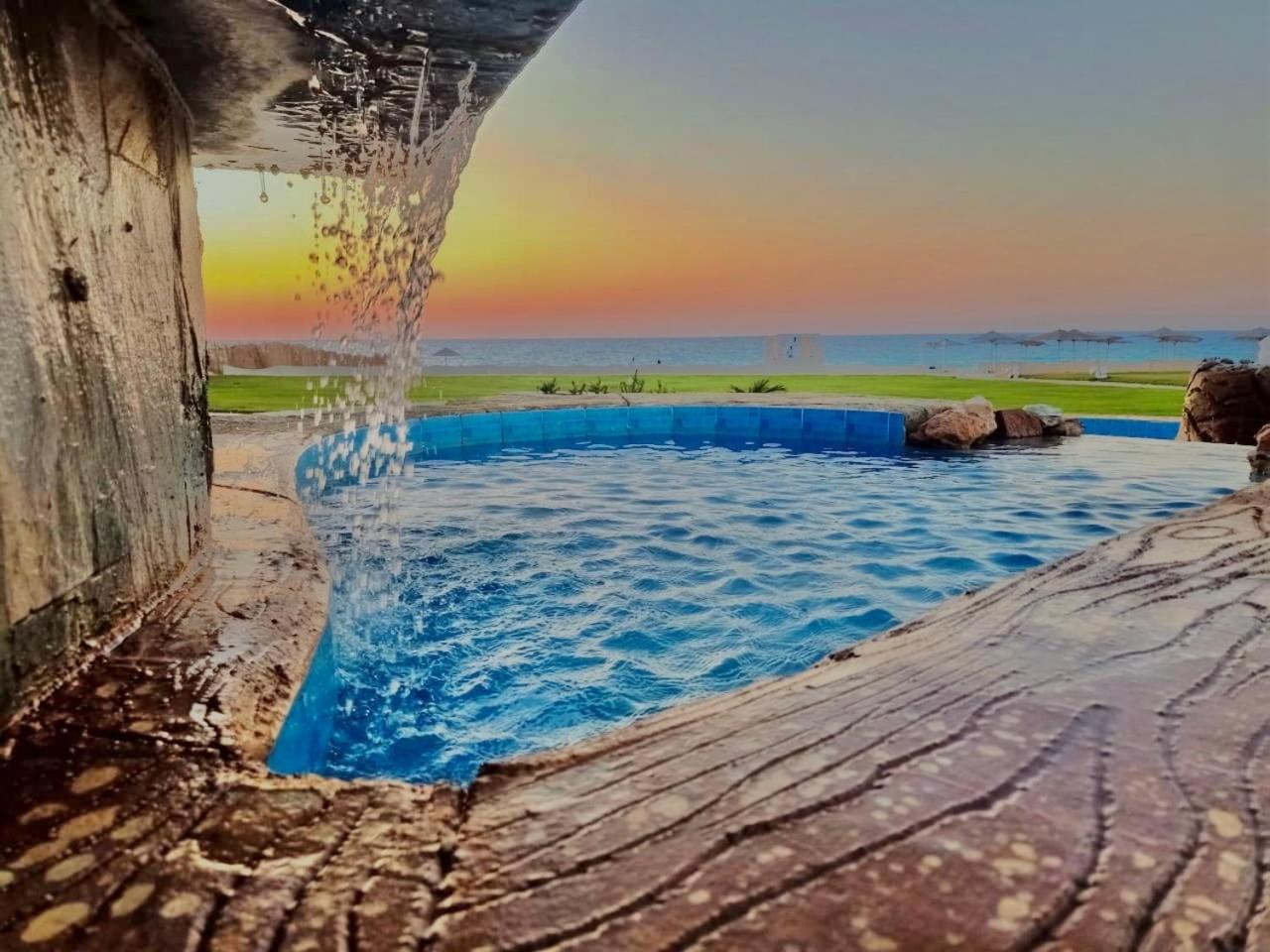 Borg El Arab Beach Resort Екстер'єр фото Sunset at the beach