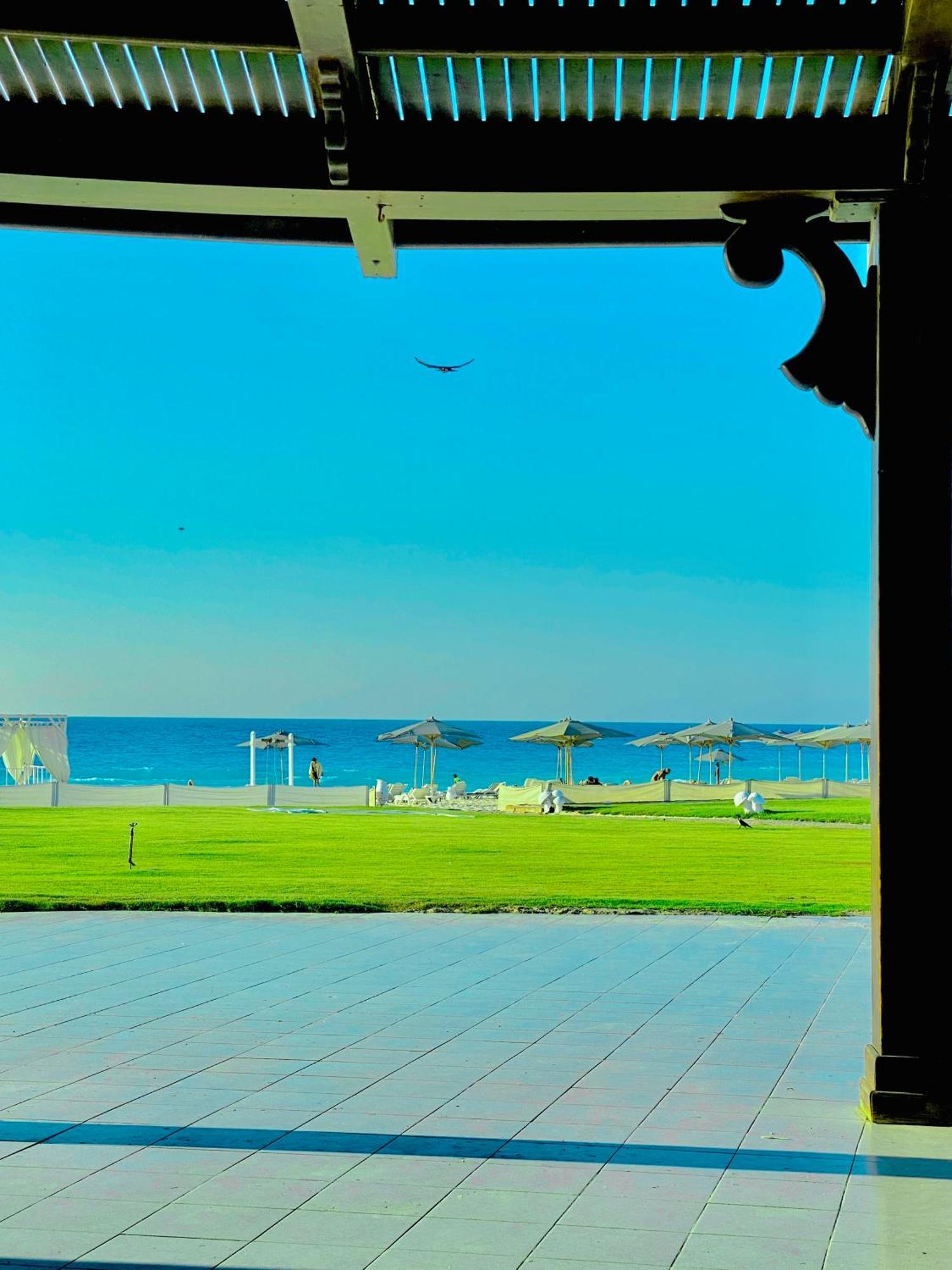 Borg El Arab Beach Resort Екстер'єр фото The beach at the Grand Hotel